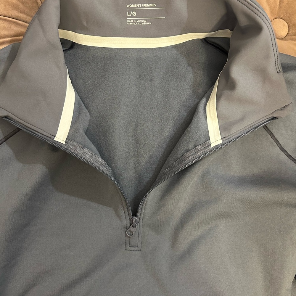 Arc’teryx Women’s top
